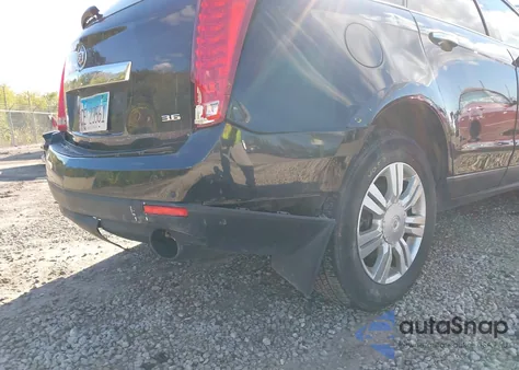 2016 Cadillac Srx Luxury Collection z USA, uszkodzony, nr VIN 3GYFNEE32GS570414